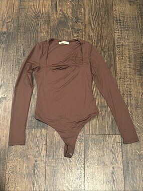 Qinsen Long Sleeve Square Neck Bodysuit- Coffee Bean
